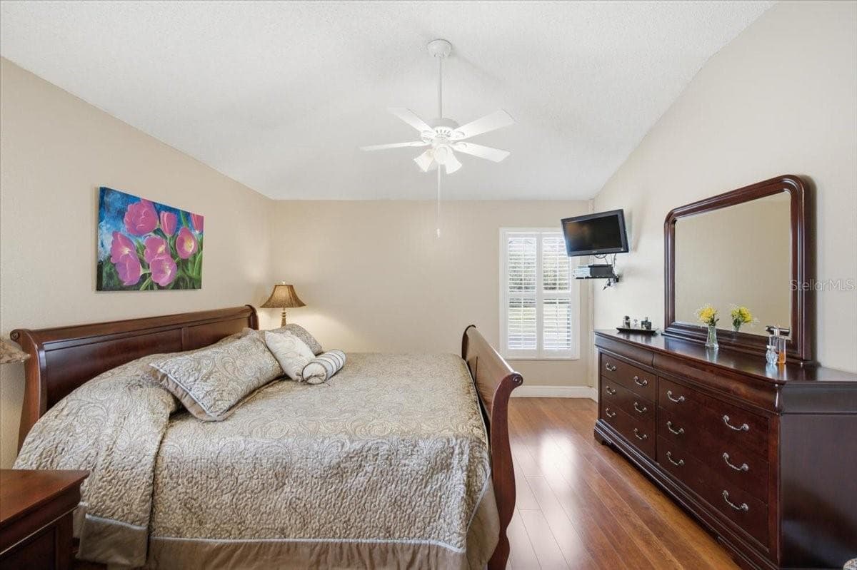 392 TAVERNIER CIRCLE — photo 32 of 59