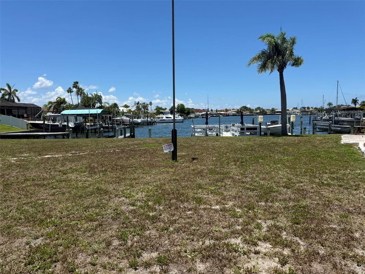 1000 APOLLO BEACH BOULEVARD — photo 3 of 18