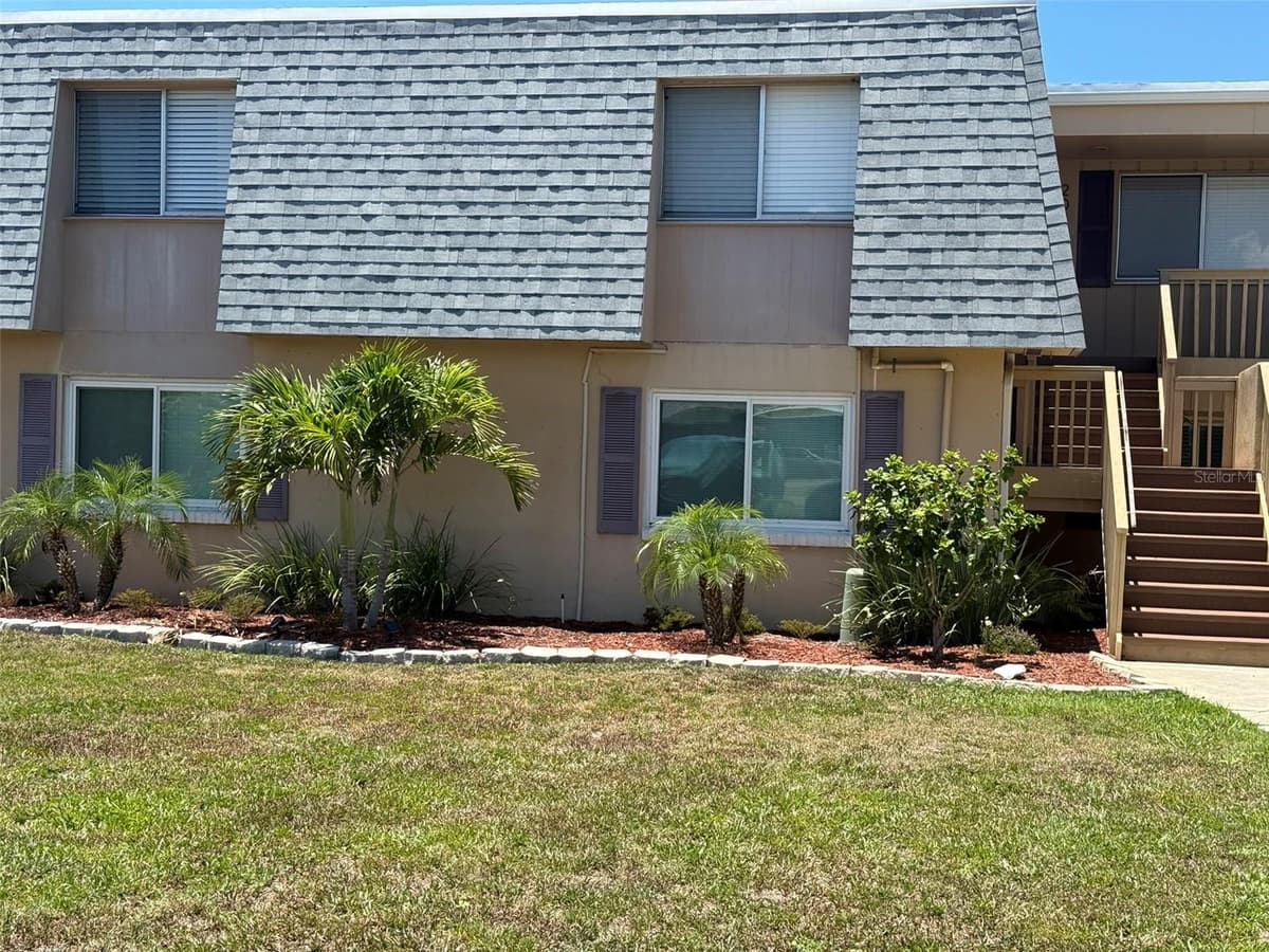 1000 APOLLO BEACH BOULEVARD — photo 4 of 18
