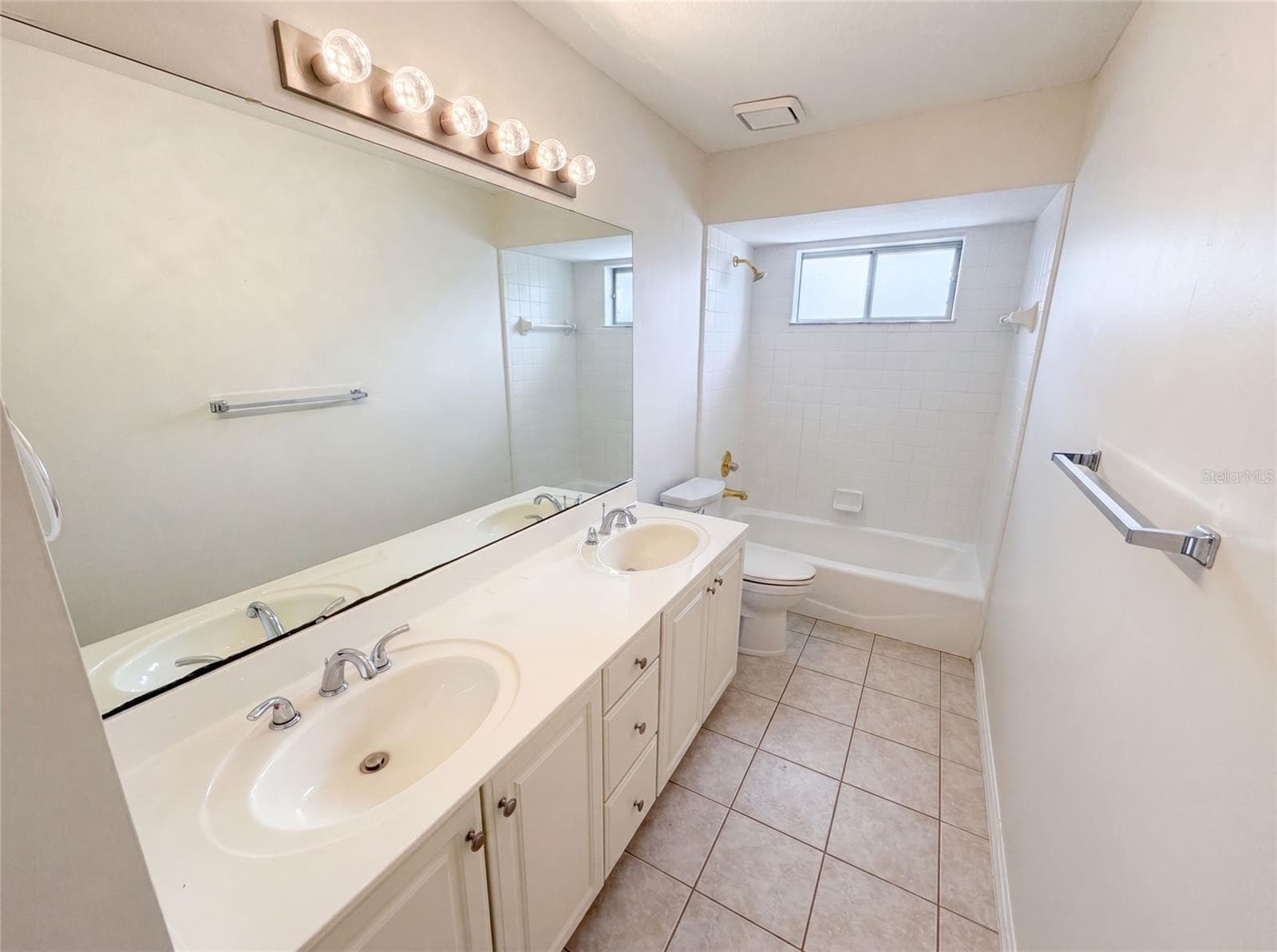 2270 BLOSSOMWOOD DRIVE — photo 27 of 41