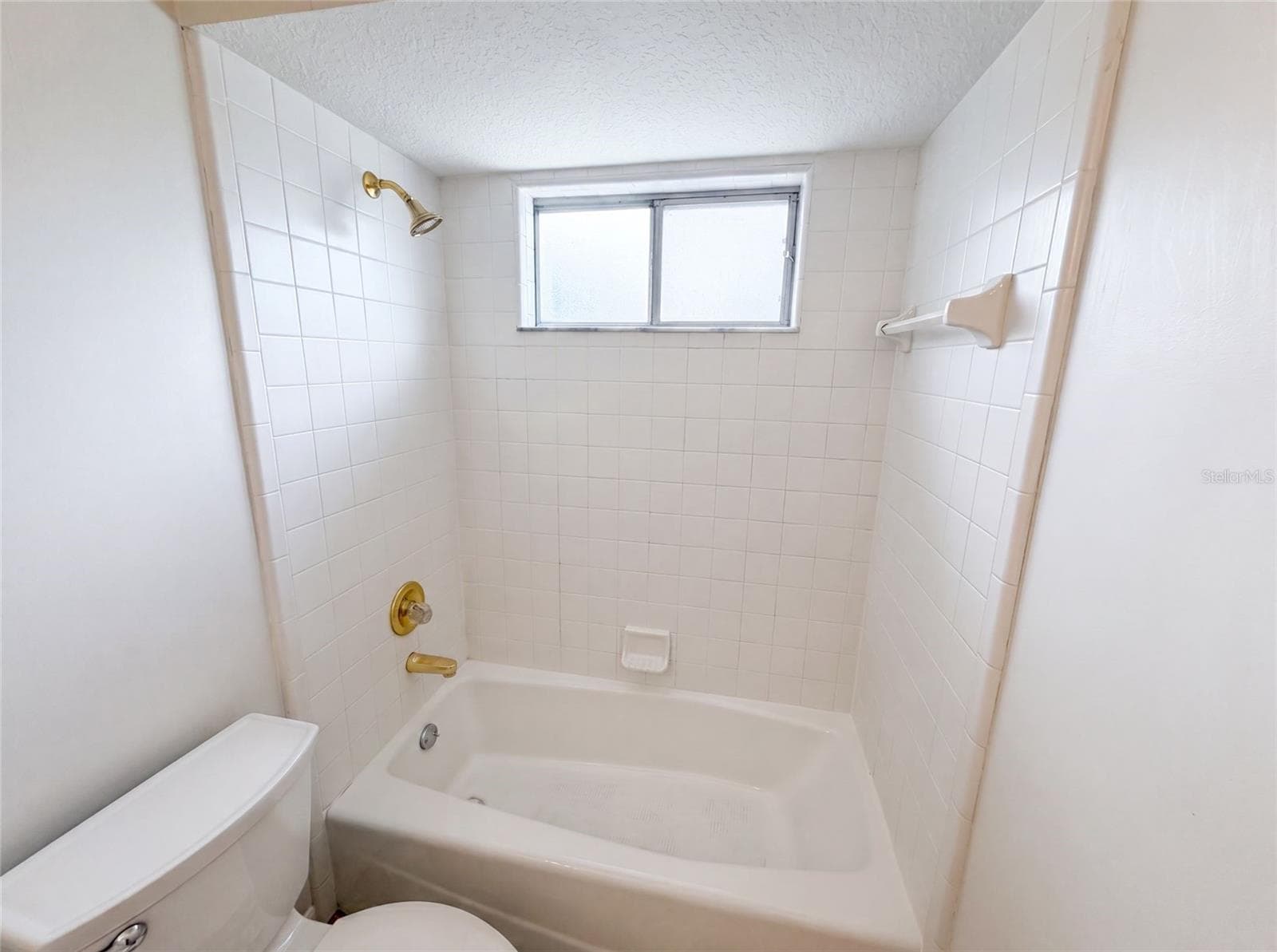 2270 BLOSSOMWOOD DRIVE — photo 28 of 41
