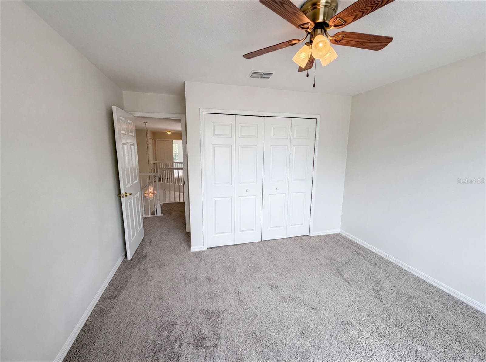 2270 BLOSSOMWOOD DRIVE — photo 4 of 41