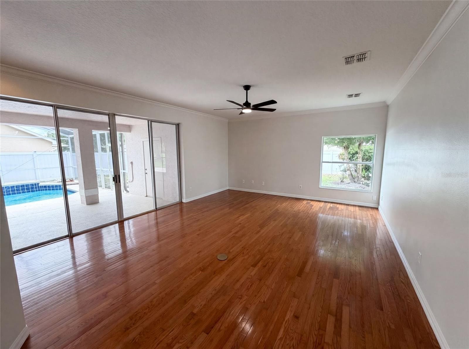 2270 BLOSSOMWOOD DRIVE — photo 11 of 41