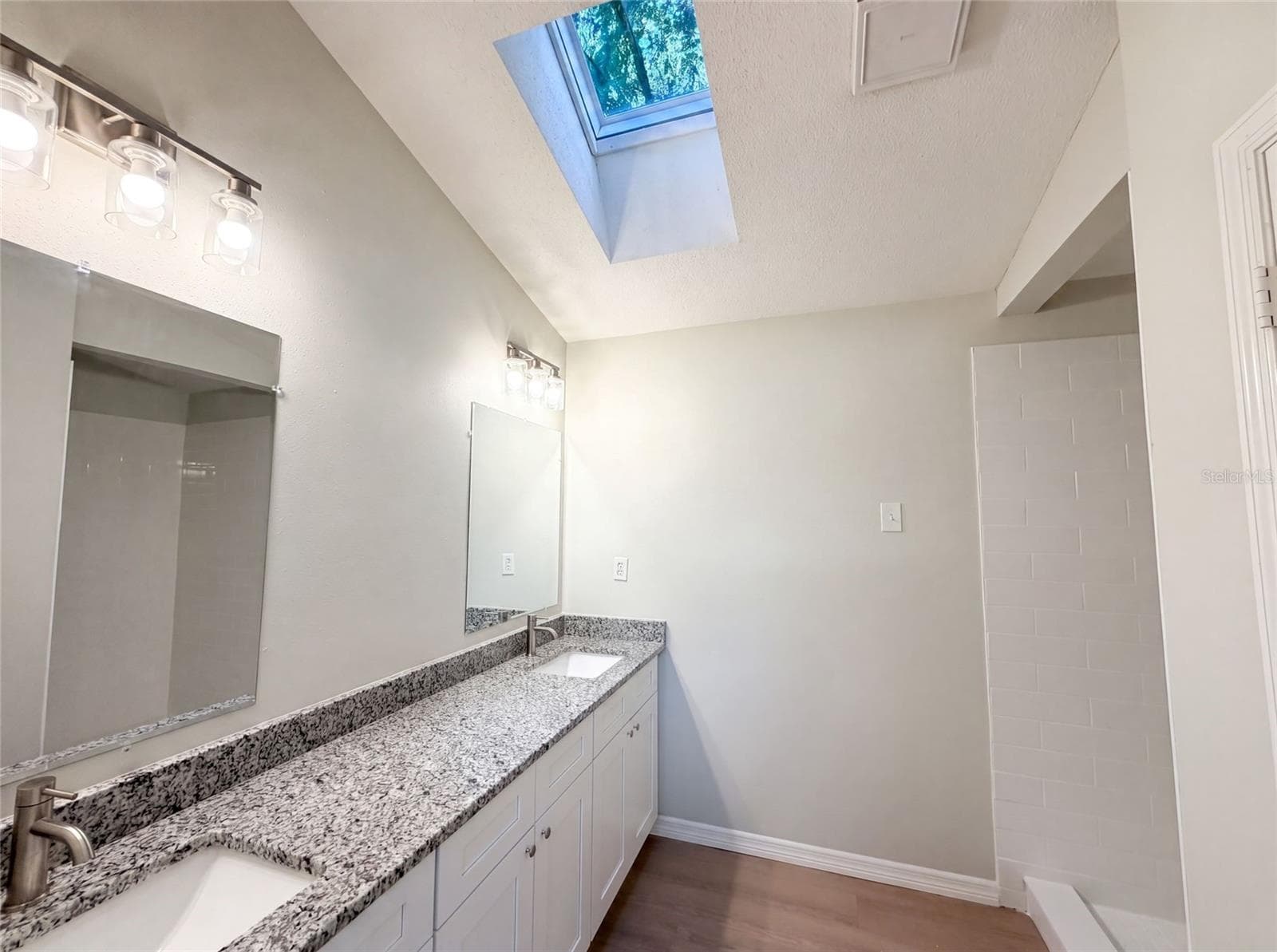 3739 LAKE GRIFFIN ROAD — photo 14 of 21