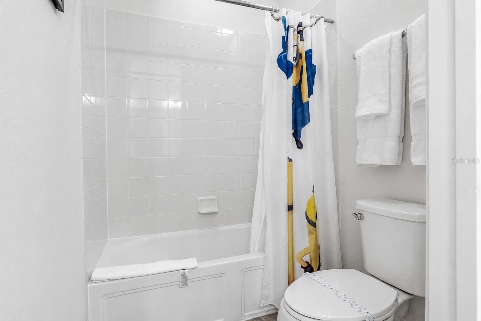 640 LASSO DRIVE — photo 18 of 31