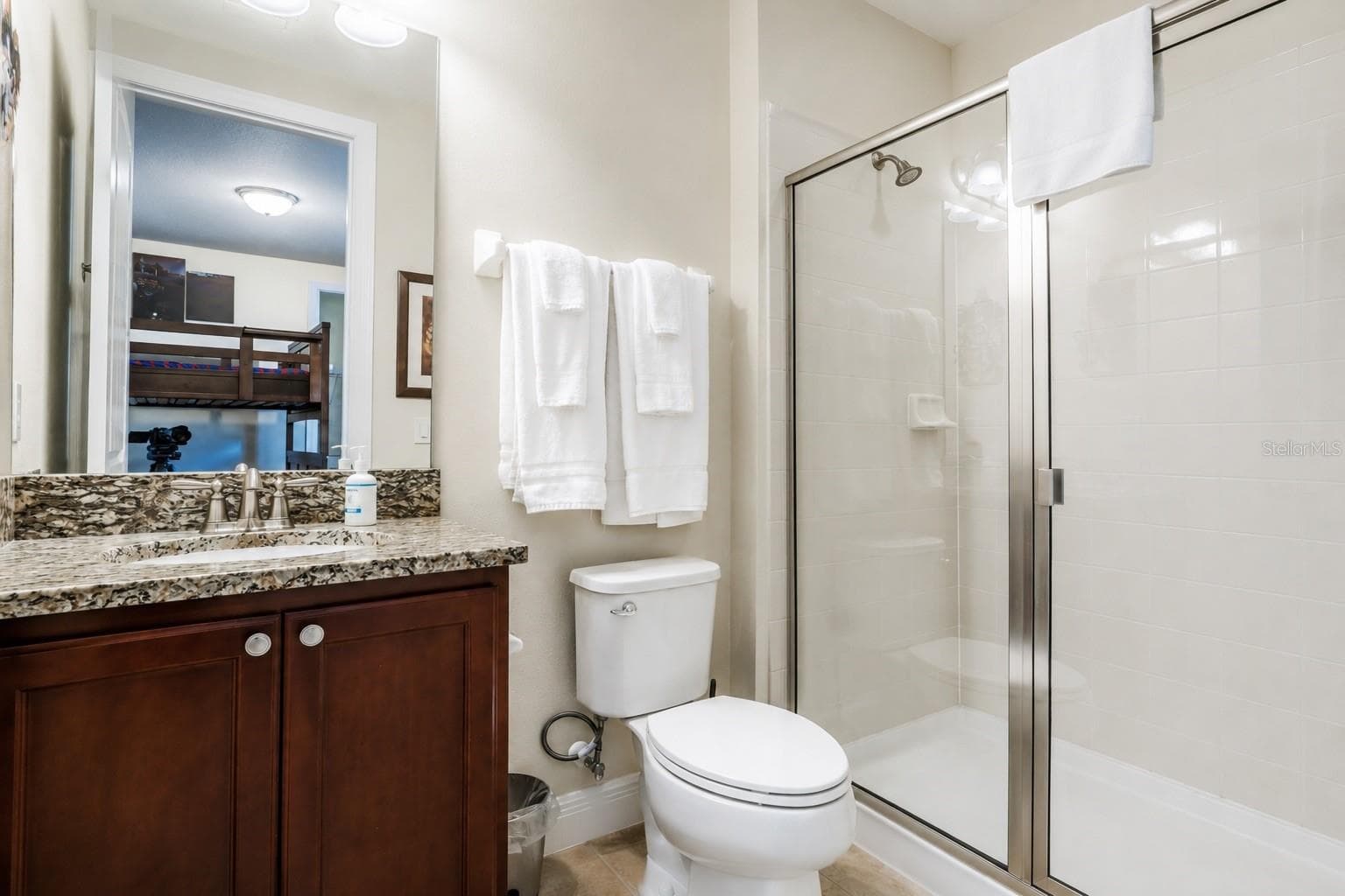 640 LASSO DRIVE — photo 11 of 31
