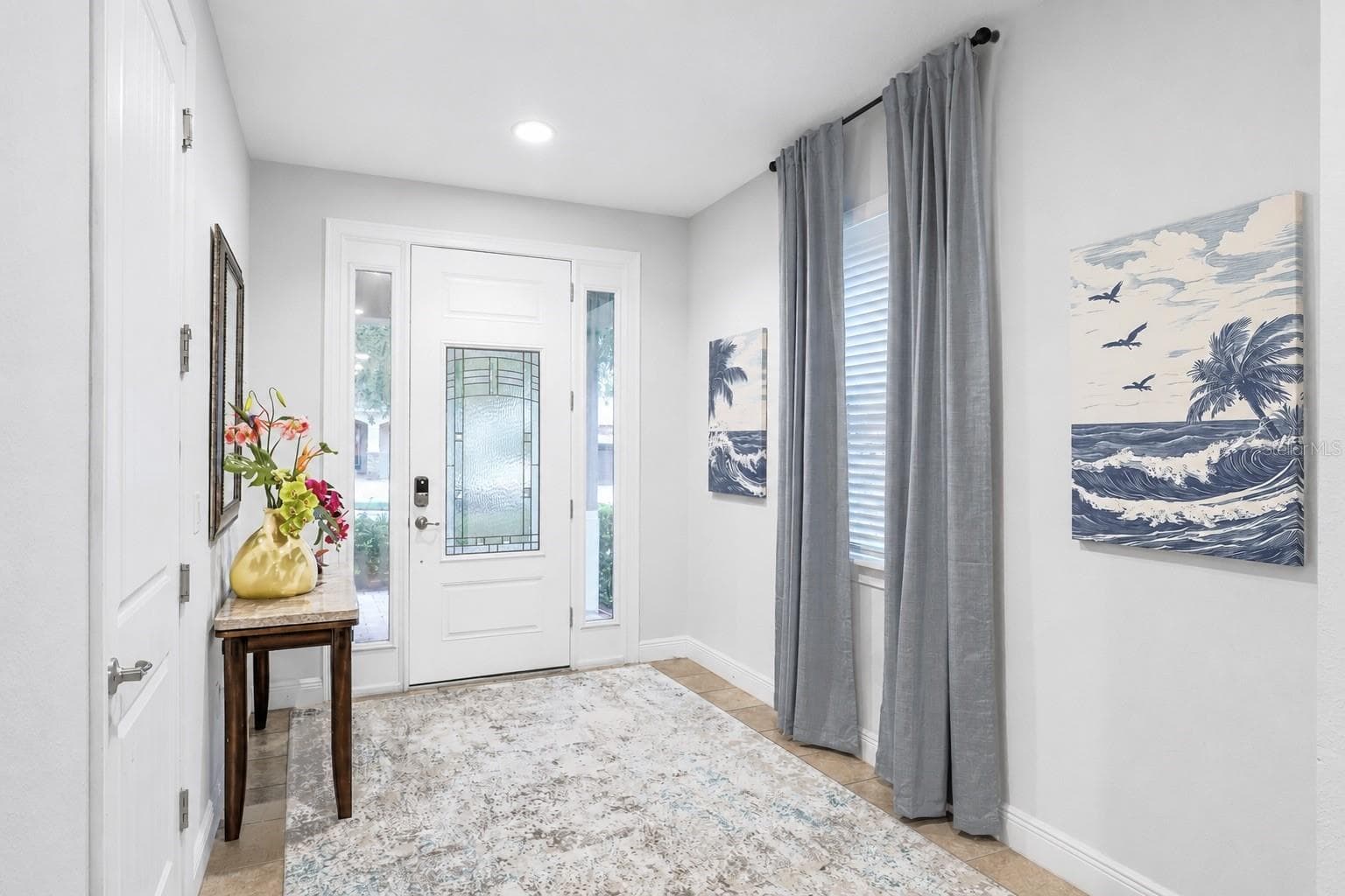 640 LASSO DRIVE — photo 4 of 31