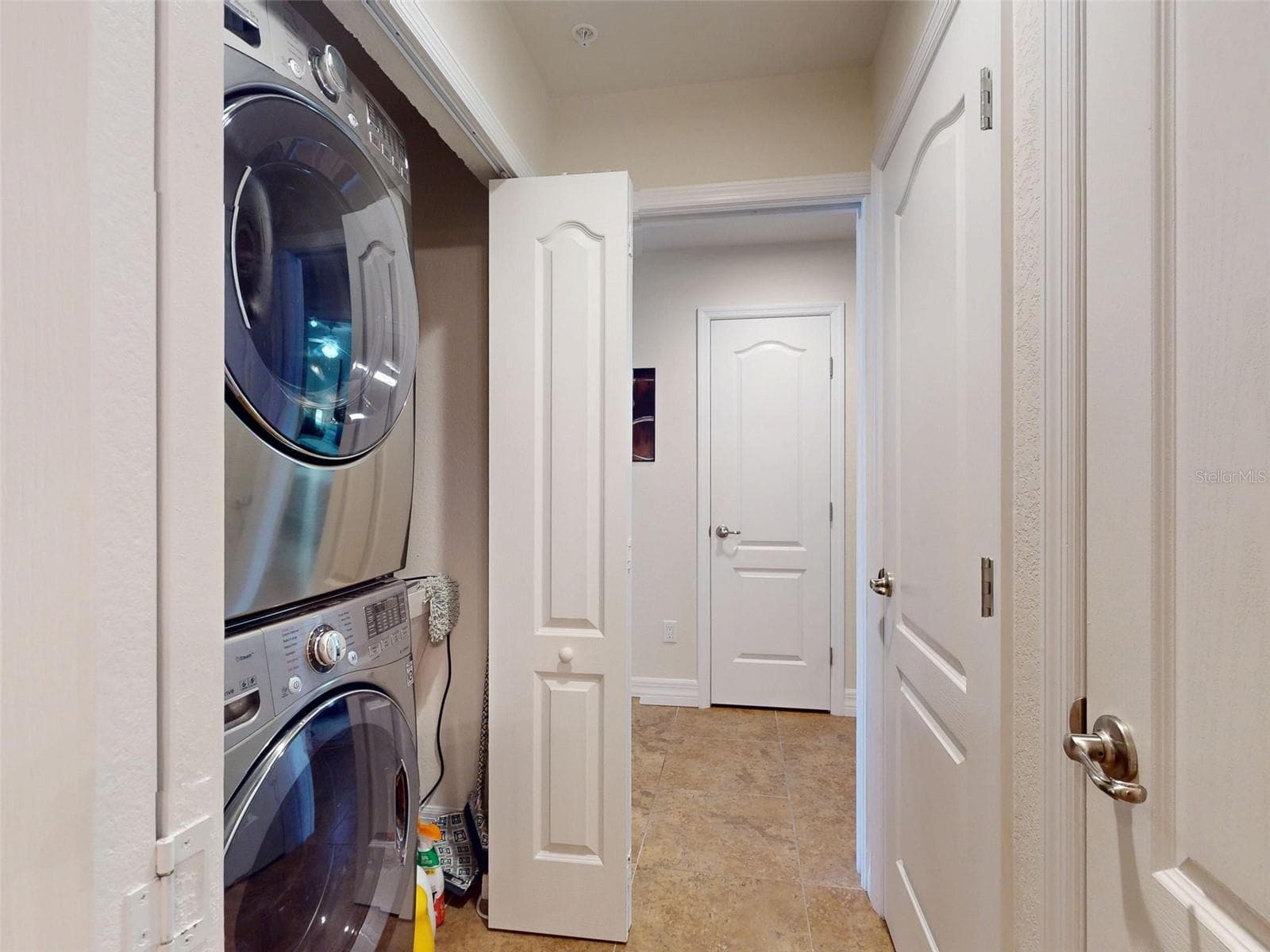 5300 ATLANTIC AVENUE — photo 13 of 96