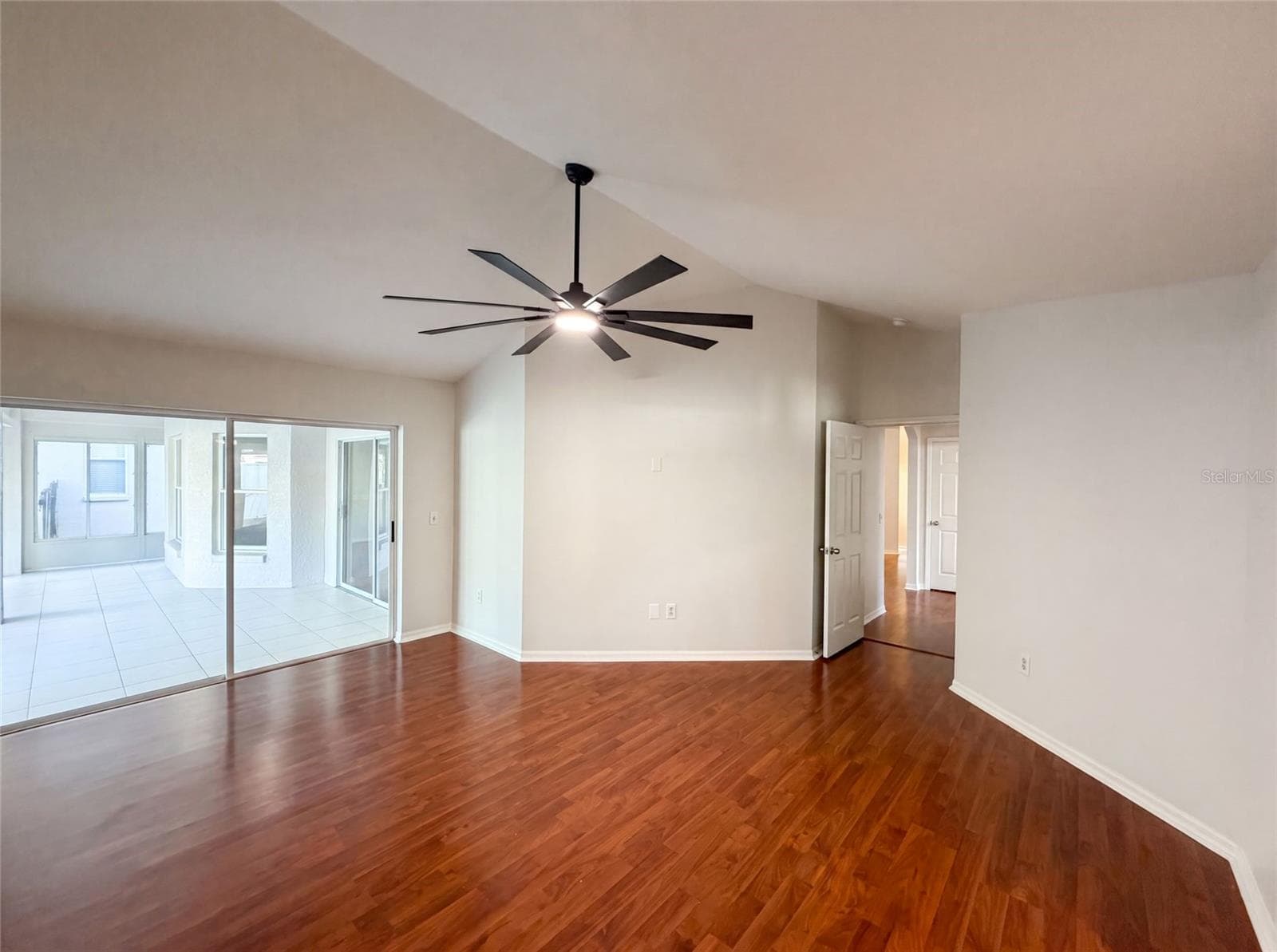 19606 MORDEN BLUSH DRIVE — photo 13 of 33