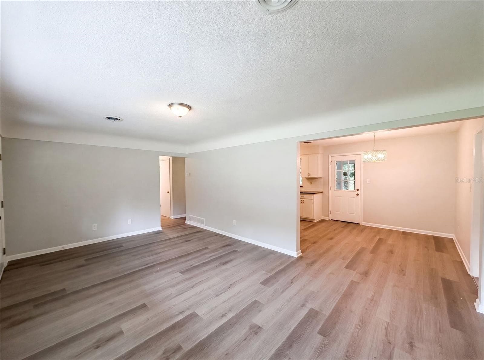 2410 3RD AVENUE — photo 9 of 21
