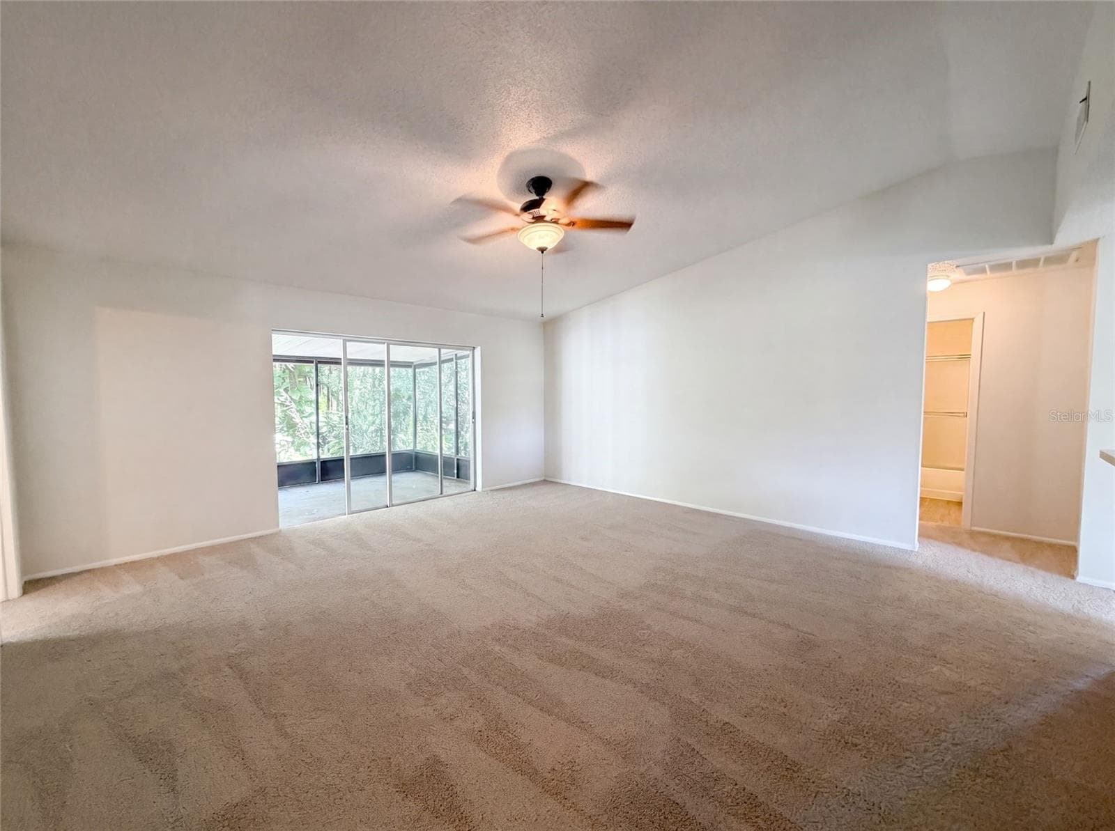 5720 KNEELAND LANE — photo 3 of 27