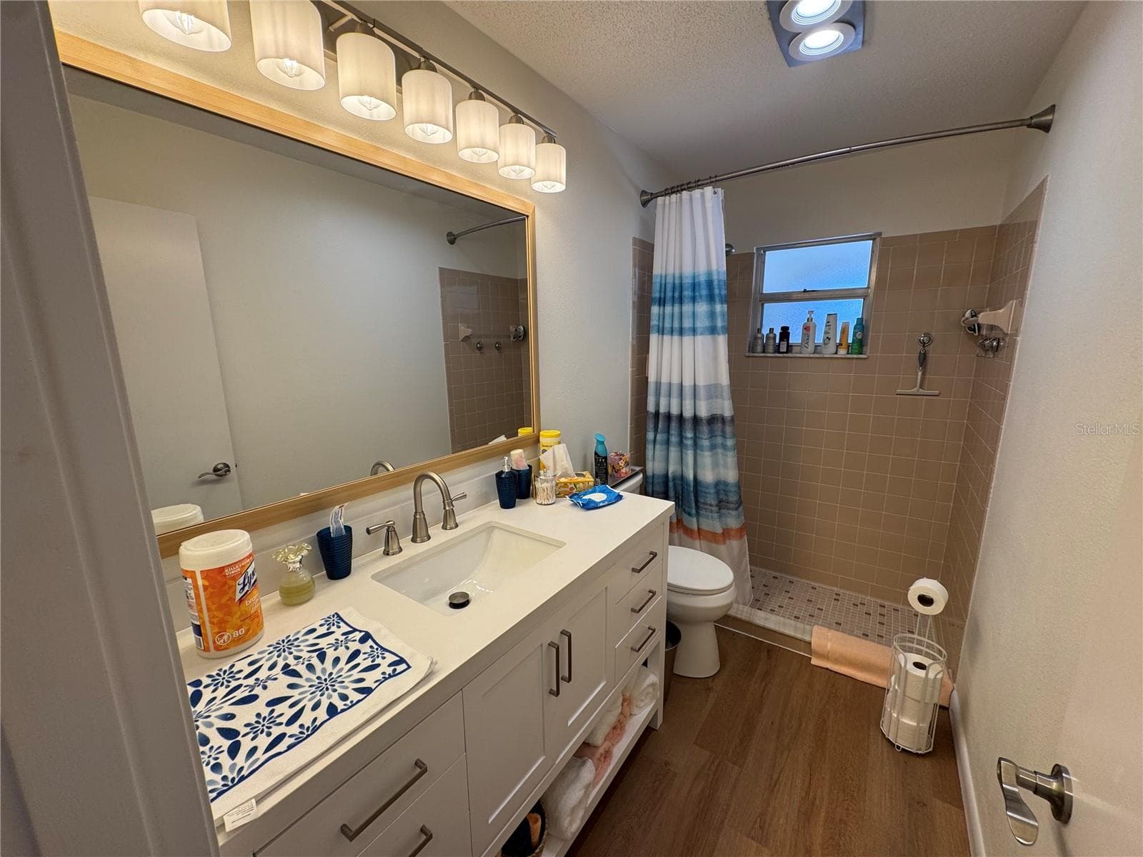 28 CLINTWOOD AVENUE — photo 10 of 17