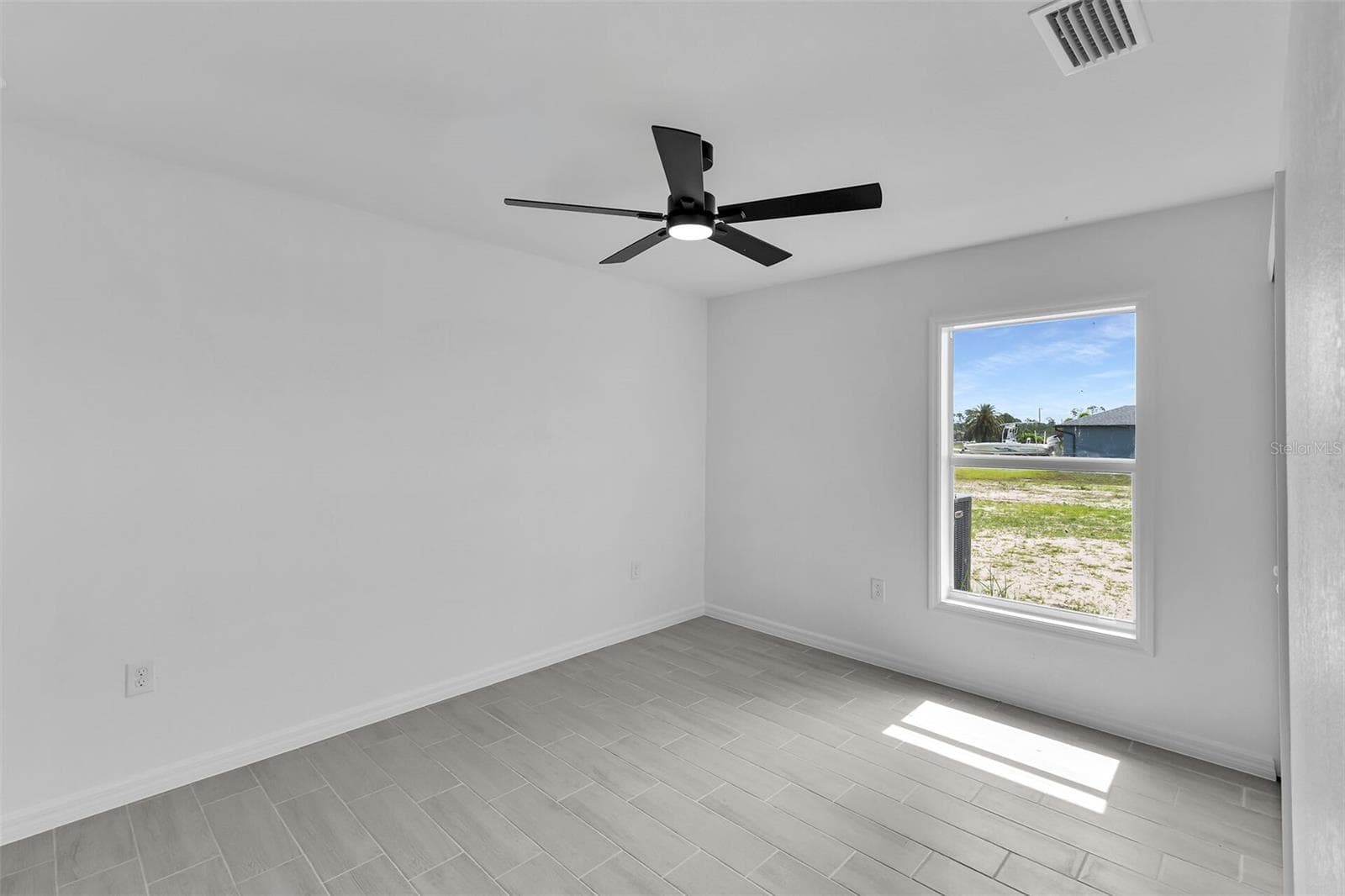 4130 33RD STREET — photo 17 of 37