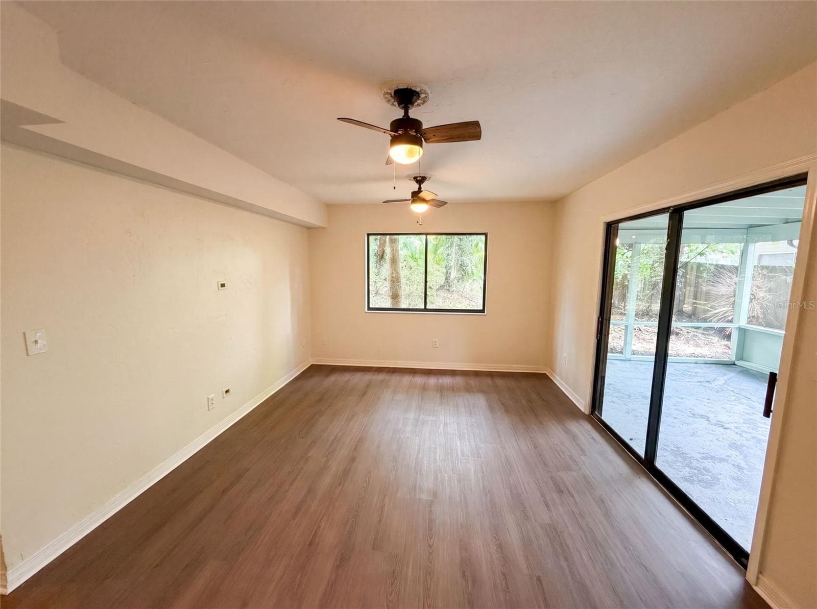 830 DUNBAR TERRACE — photo 8 of 26