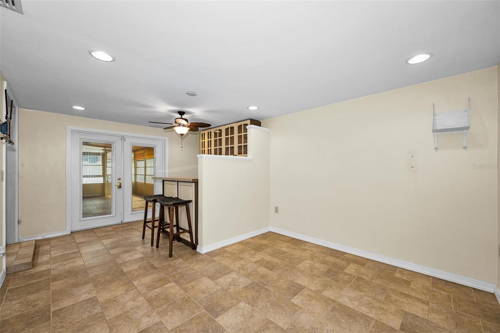 6701 ORCHARD DRIVE — photo 27 of 45