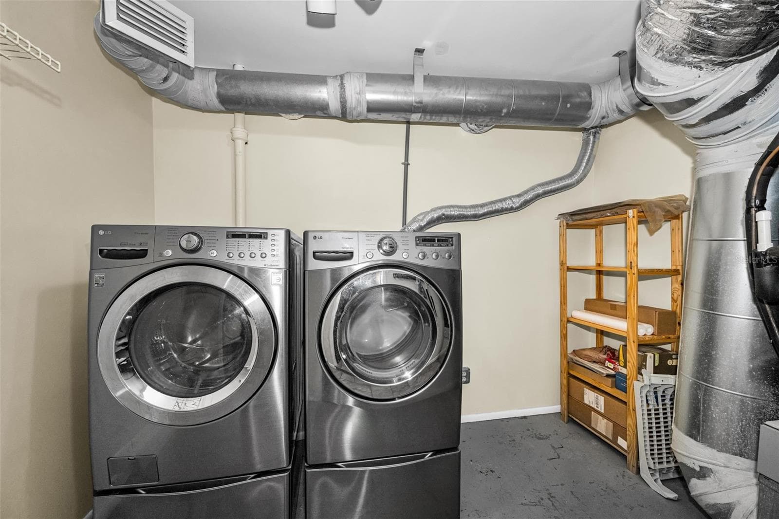 6701 ORCHARD DRIVE — photo 31 of 45