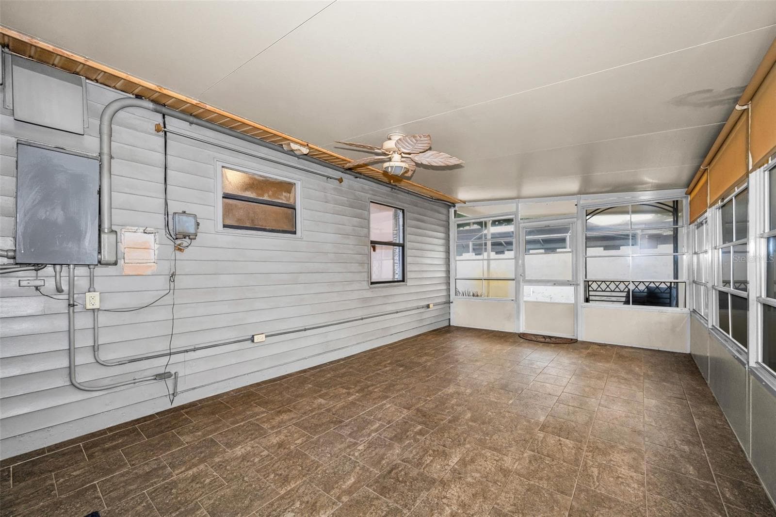 6701 ORCHARD DRIVE — photo 33 of 45