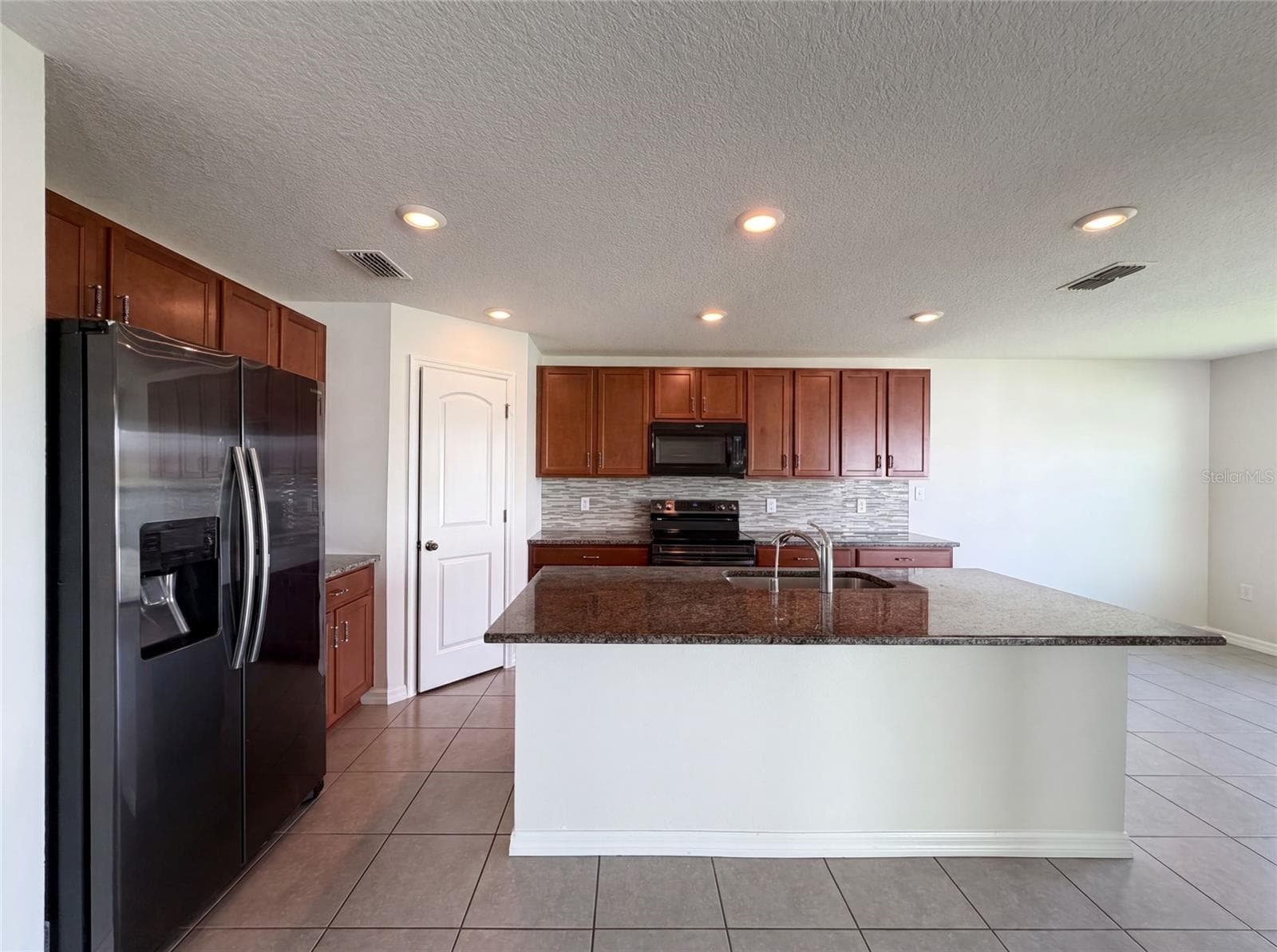 11534 BRIGHTON KNOLL LOOP — photo 2 of 30