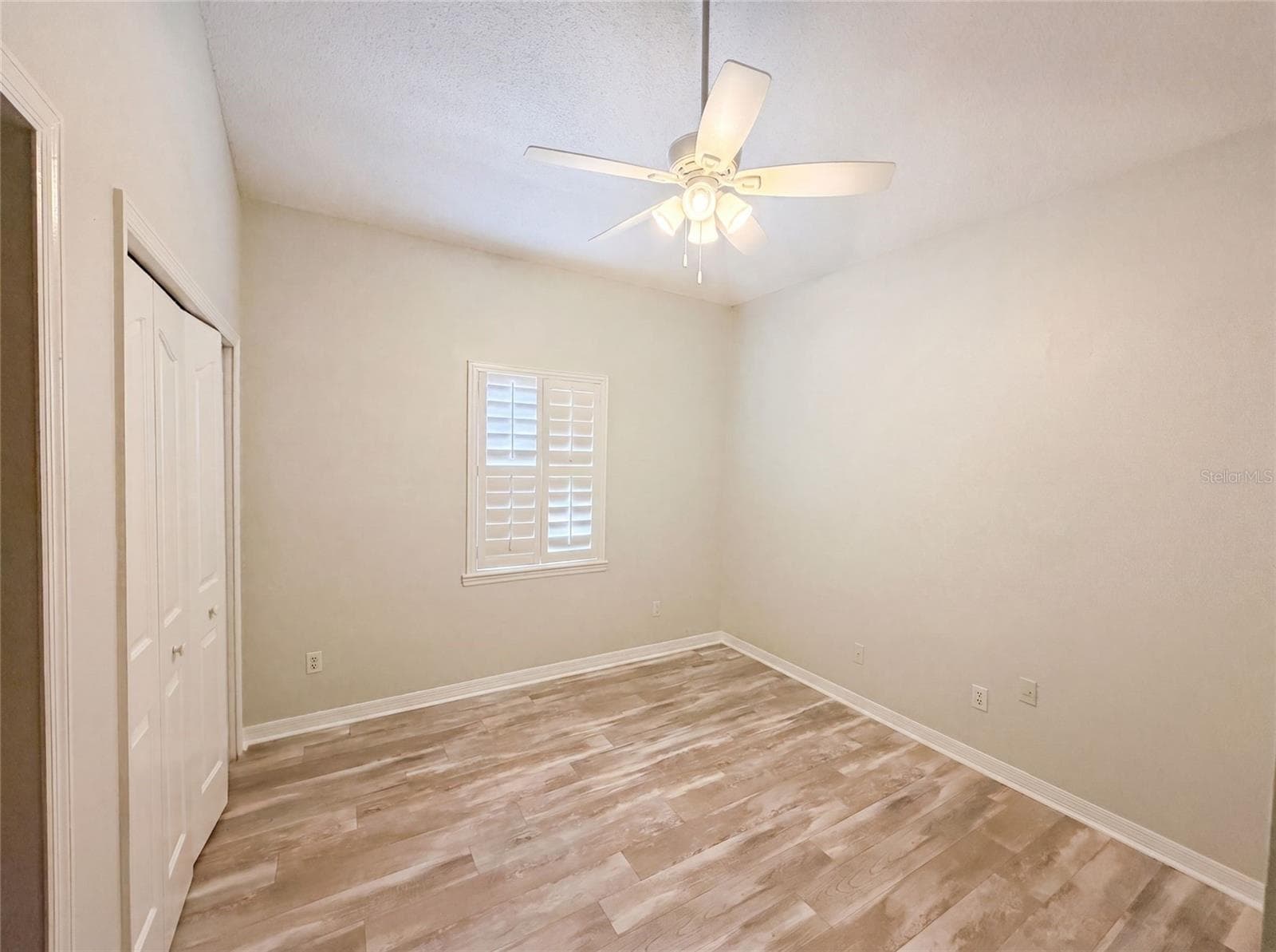 300 SPRUCEWOOD ROAD — photo 16 of 26
