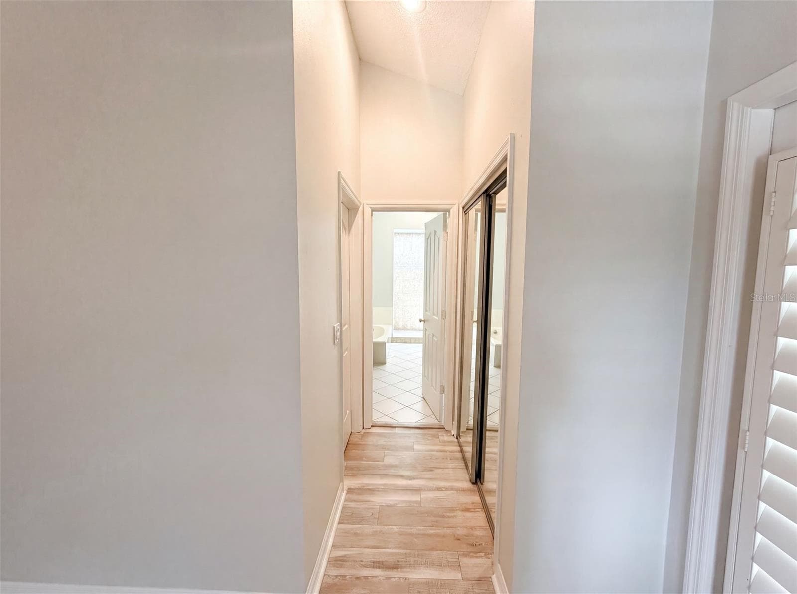 300 SPRUCEWOOD ROAD — photo 17 of 26