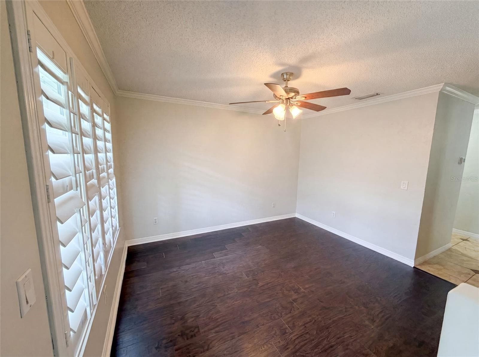 300 SPRUCEWOOD ROAD — photo 8 of 26