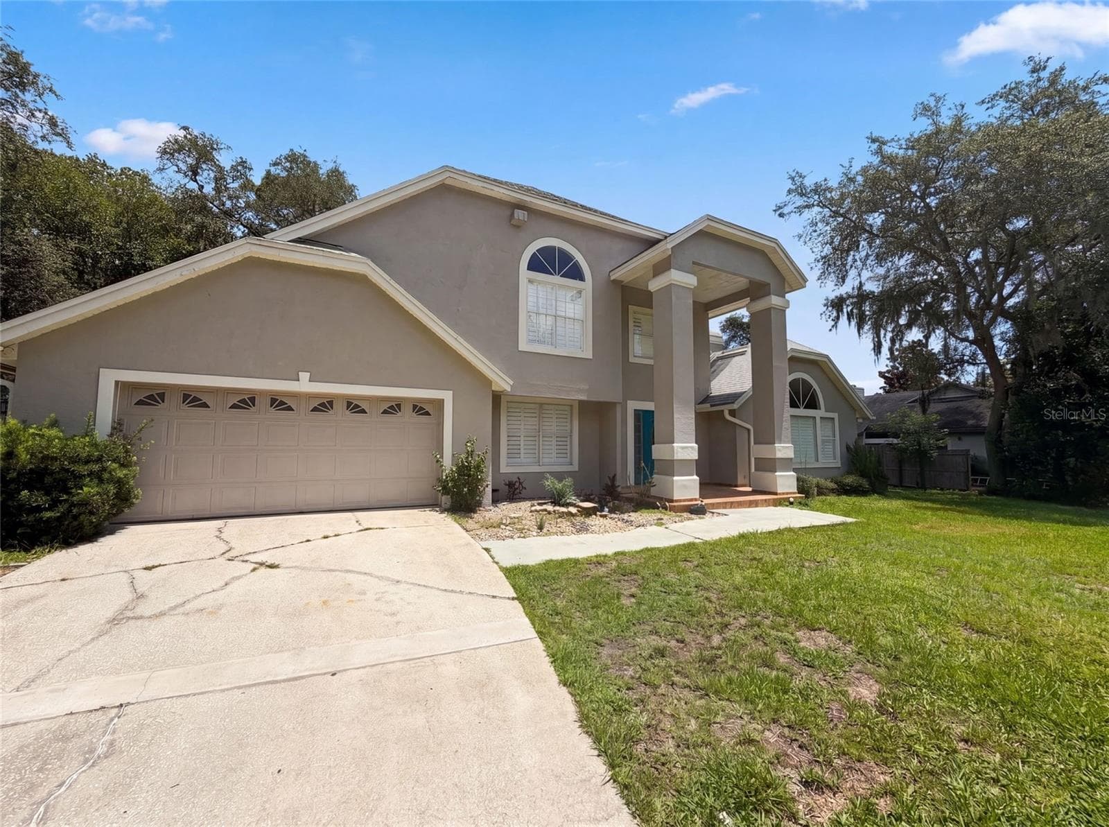 300 SPRUCEWOOD ROAD — photo 1 of 26