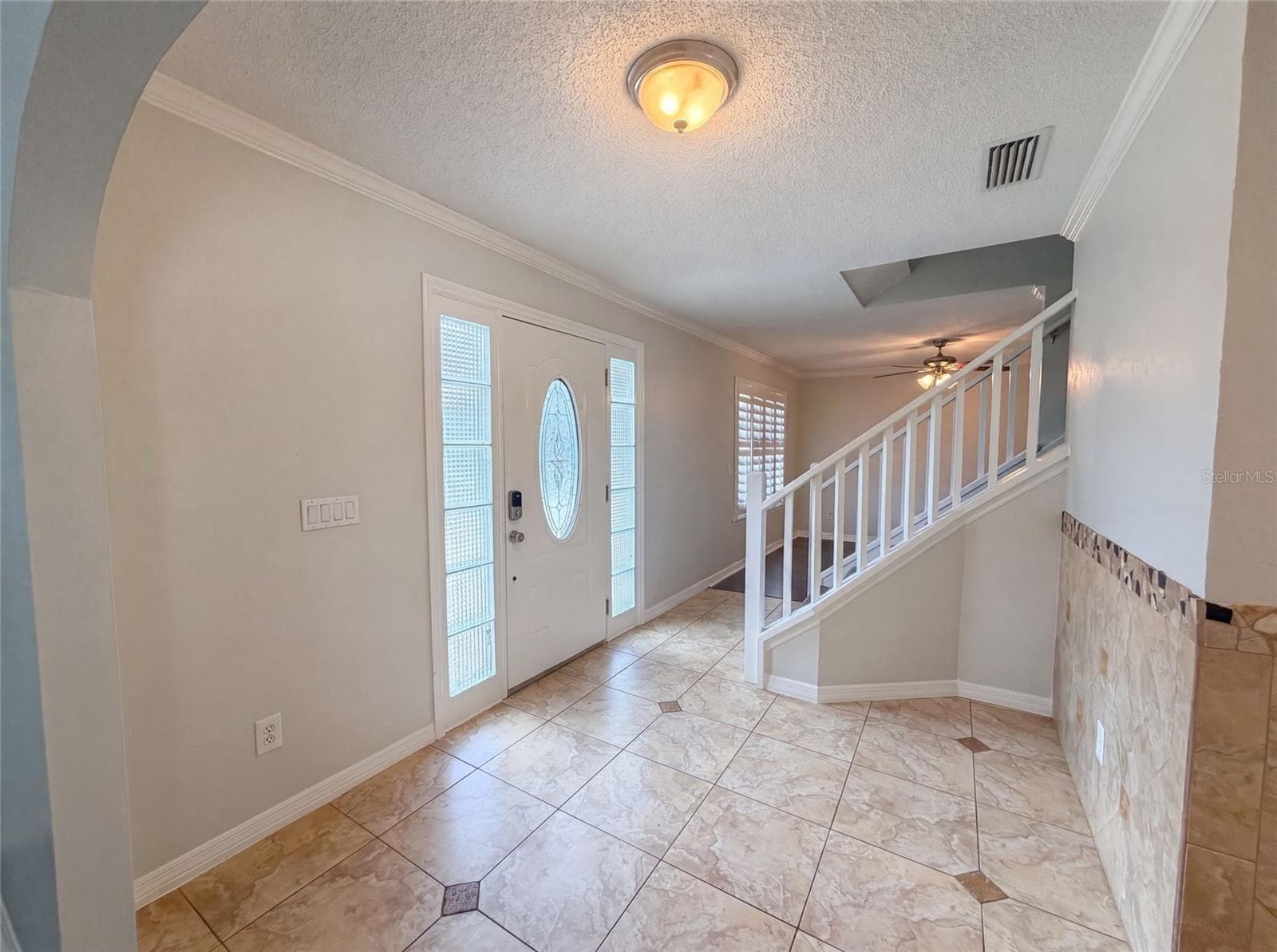 300 SPRUCEWOOD ROAD — photo 6 of 26