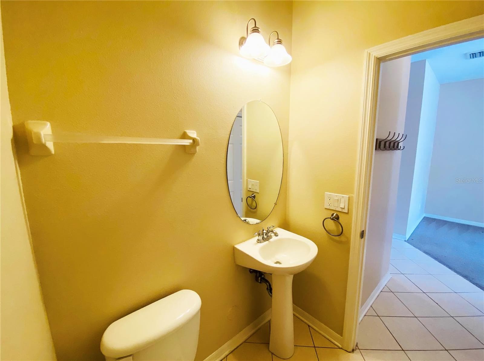 17449 STINCHAR DRIVE — photo 9 of 27