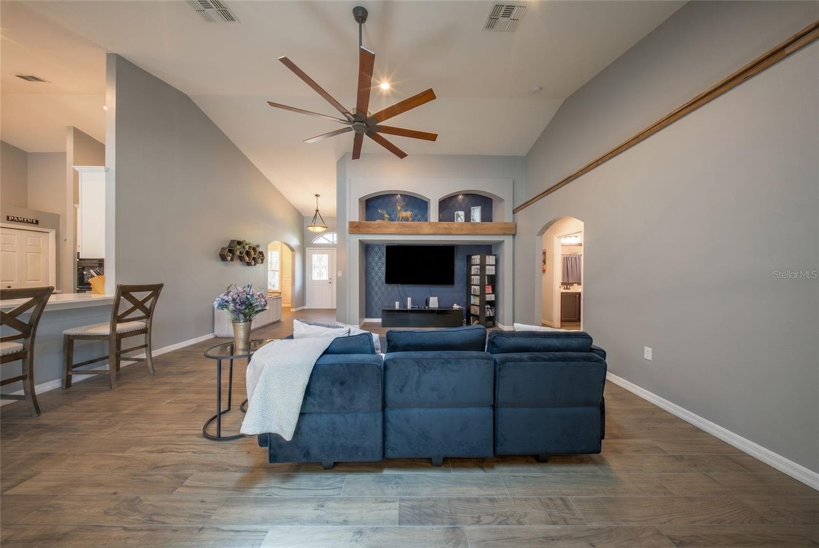 4926 EMILEE GRACE LANE — photo 14 of 81