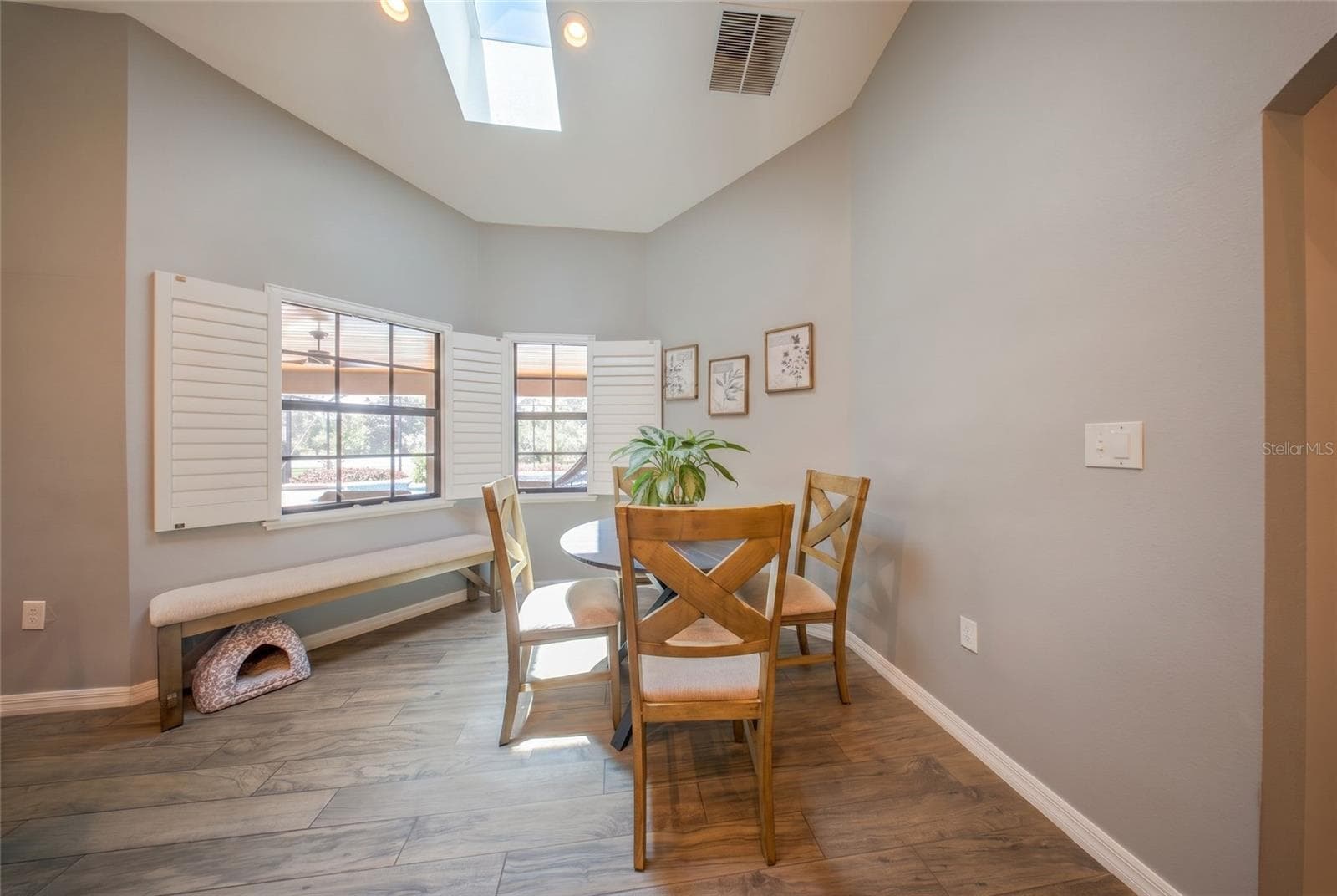4926 EMILEE GRACE LANE — photo 17 of 81