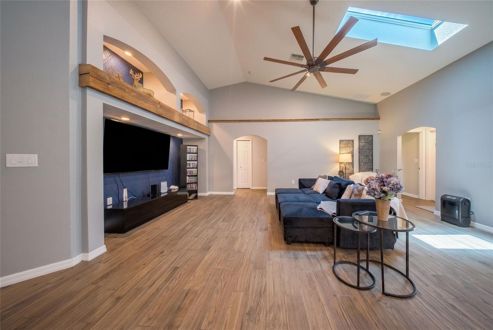 4926 EMILEE GRACE LANE — photo 13 of 81