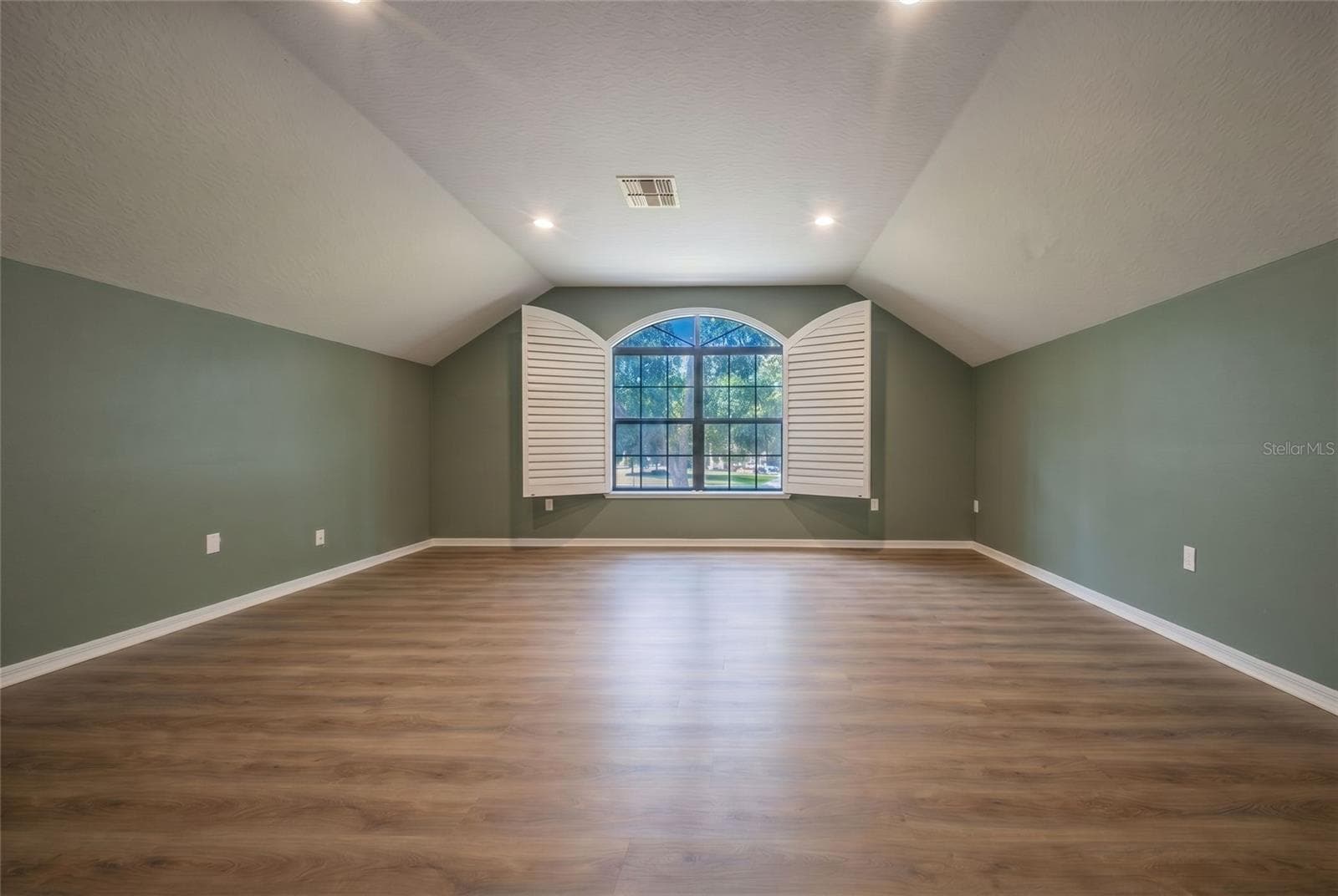4926 EMILEE GRACE LANE — photo 44 of 81
