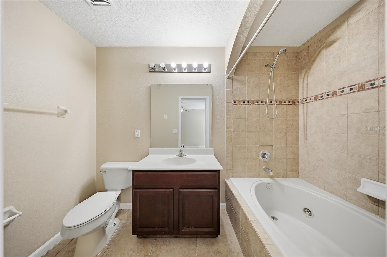 10291 PARK COMMONS DRIVE — photo 18 of 40