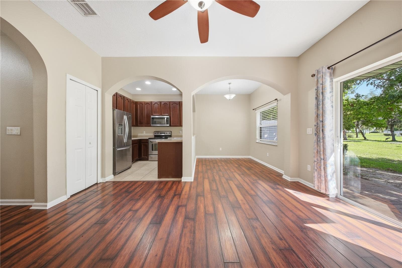 10291 PARK COMMONS DRIVE — photo 14 of 40