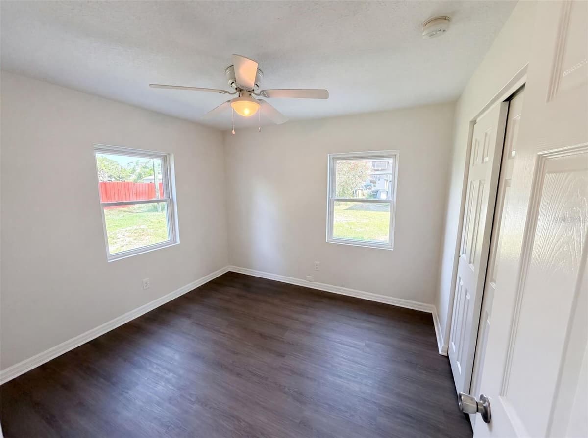 1604 PARK AVENUE — photo 15 of 25