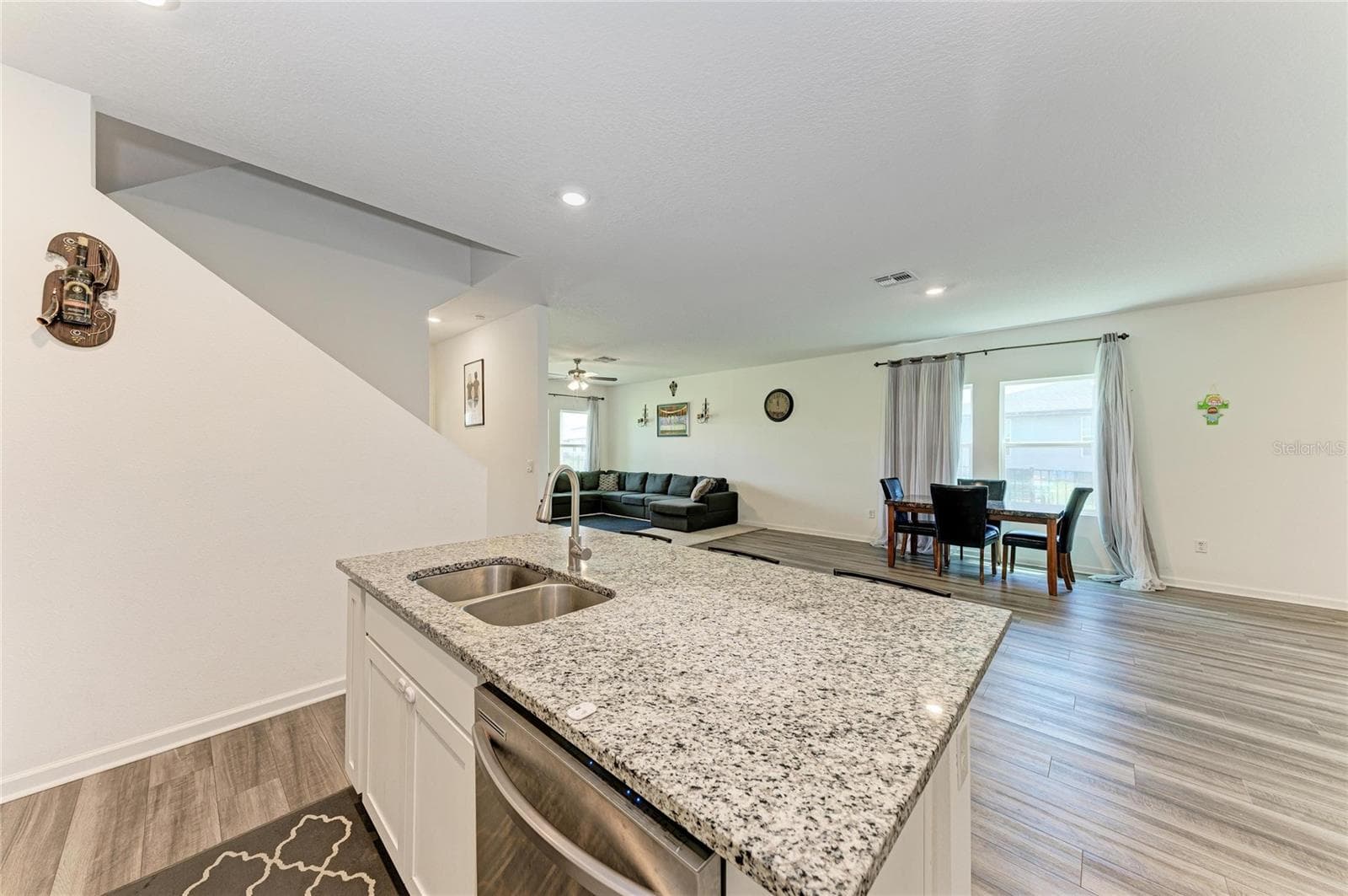 9027 WAXWING WAY — photo 12 of 63