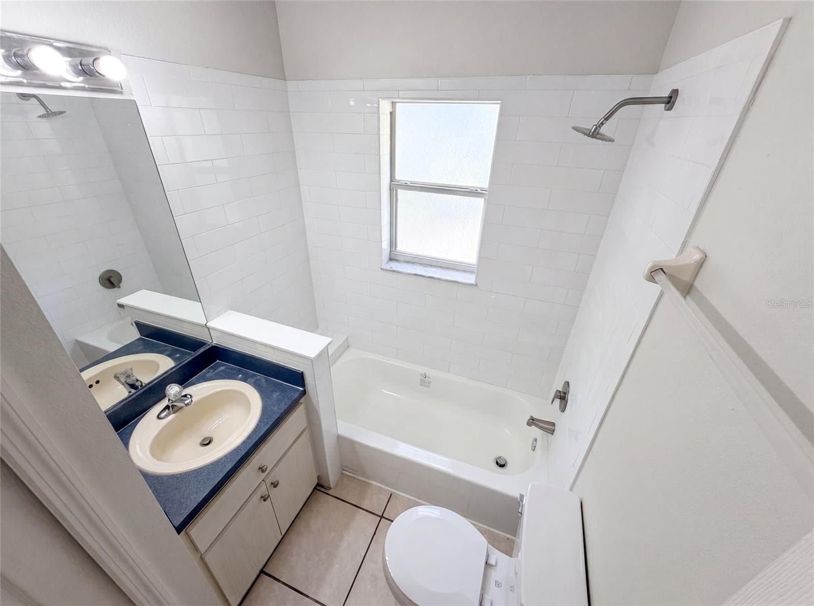 8383 PINEWOOD AVENUE — photo 14 of 41