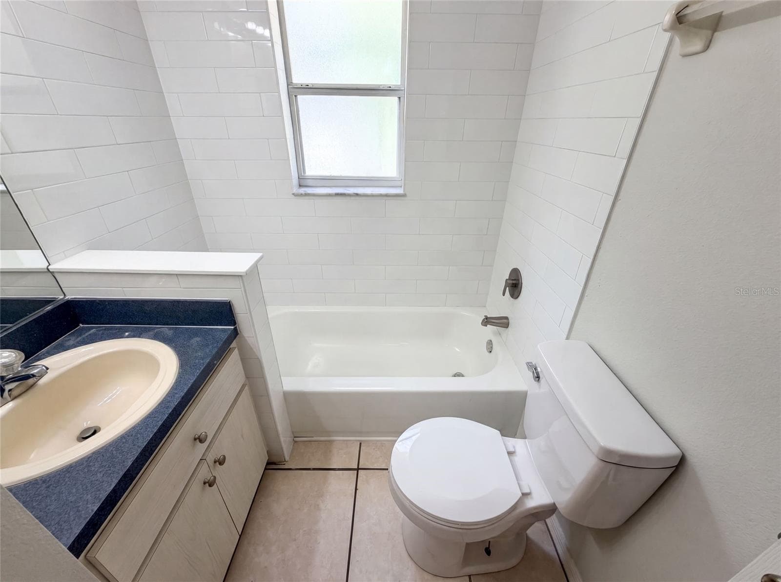 8383 PINEWOOD AVENUE — photo 16 of 41