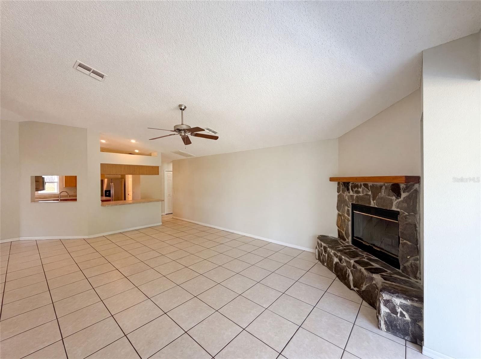 8383 PINEWOOD AVENUE — photo 33 of 41