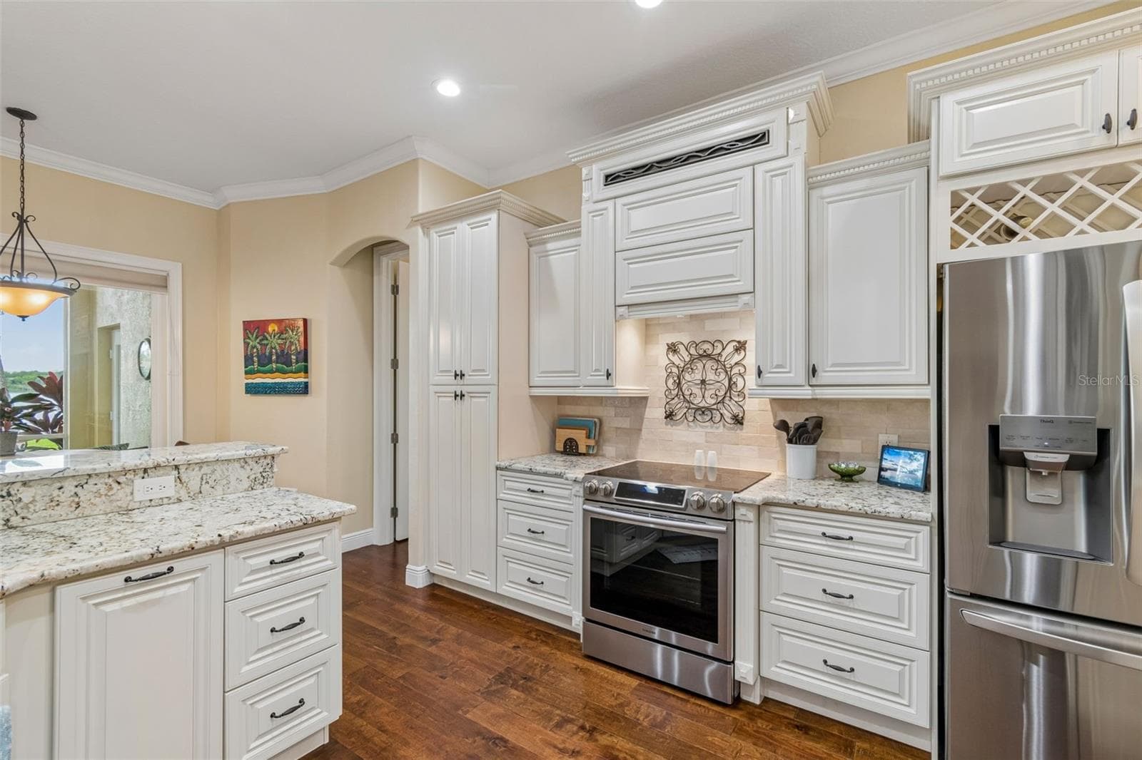 10035 REMINGTON DRIVE — photo 12 of 81