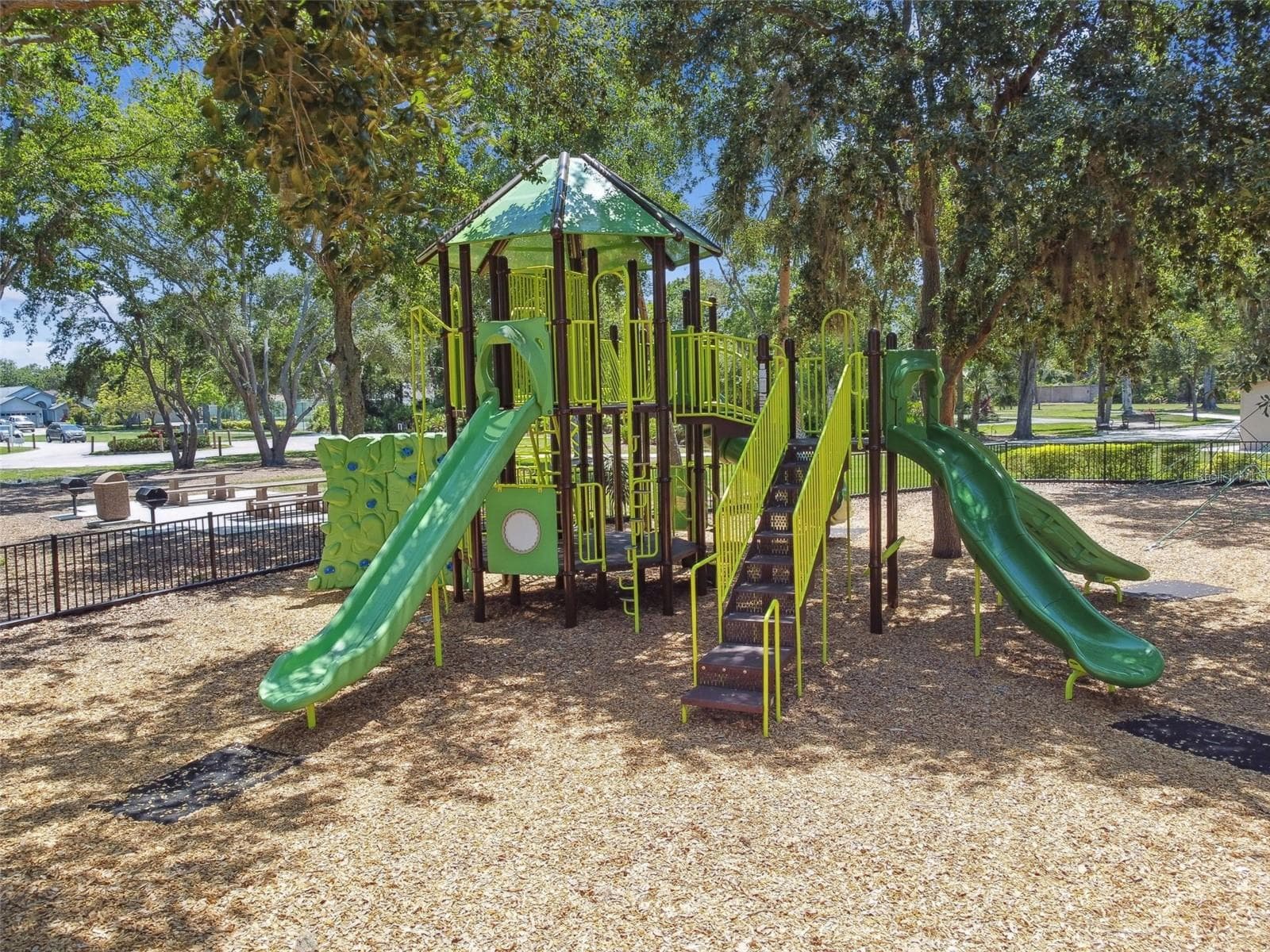 10035 REMINGTON DRIVE — photo 79 of 81