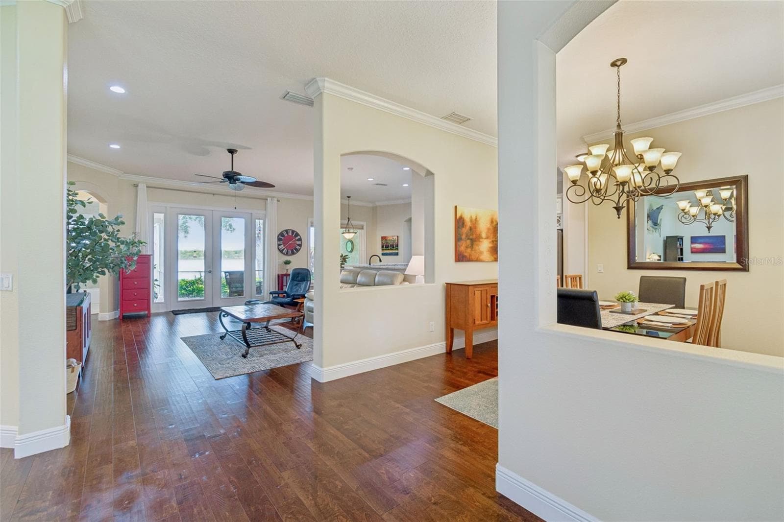 10035 REMINGTON DRIVE — photo 5 of 81