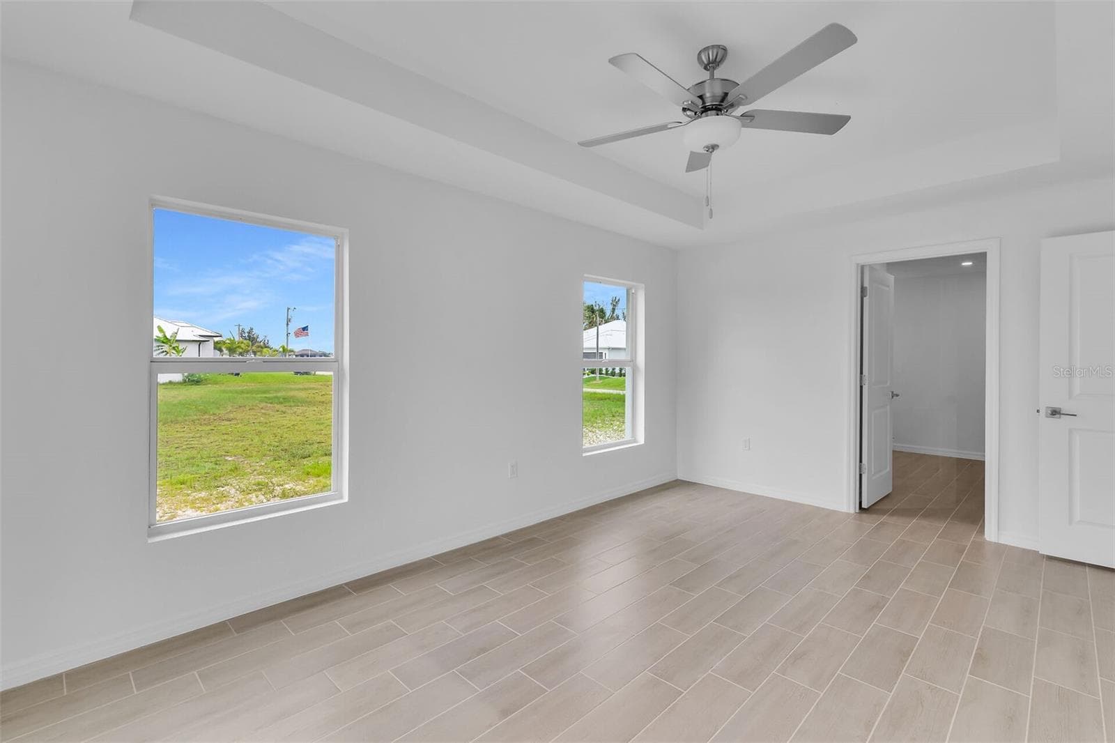 2221 43RD AVENUE — photo 15 of 32