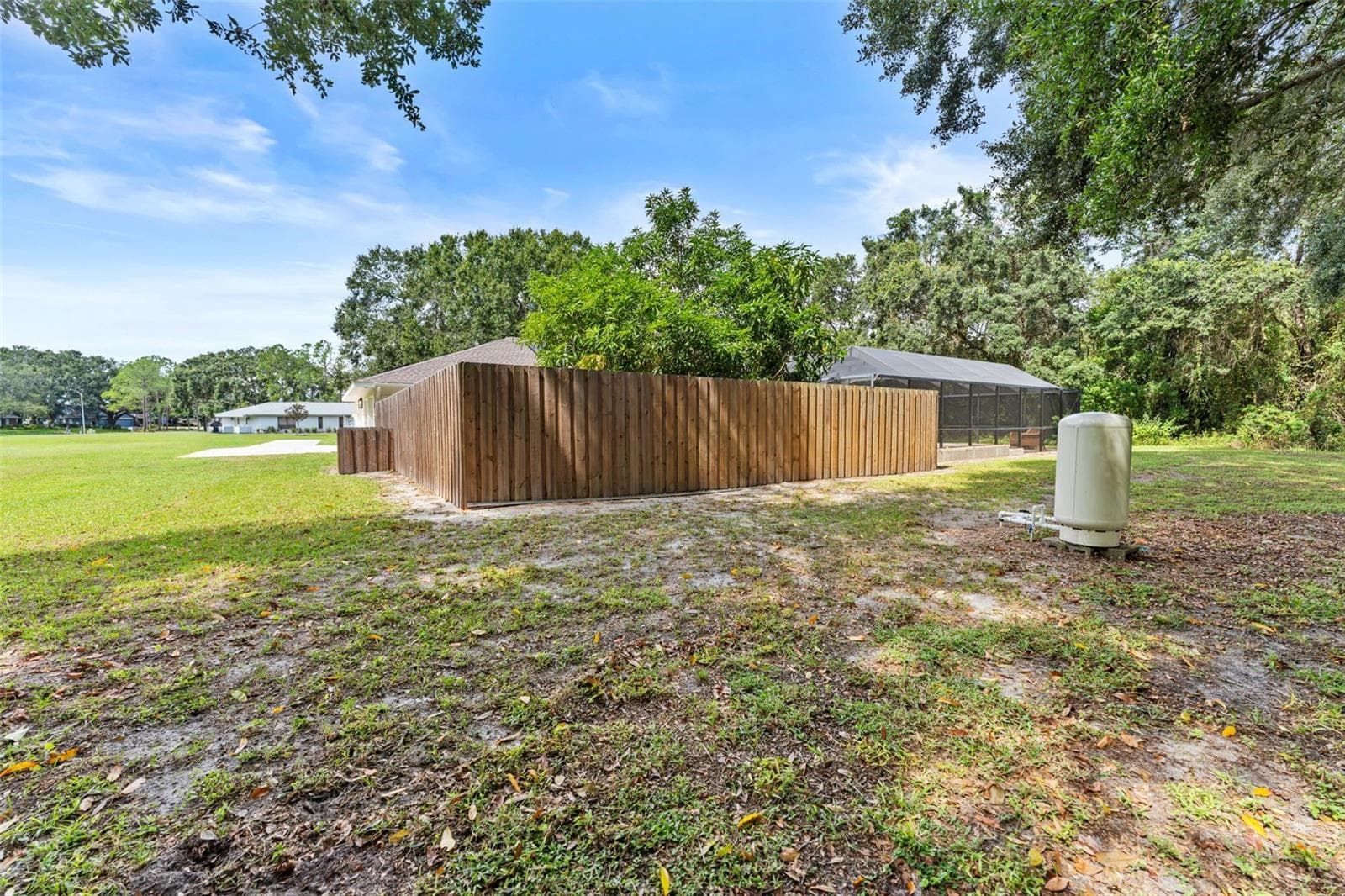 10204 TRANQUIL LANE — photo 36 of 44