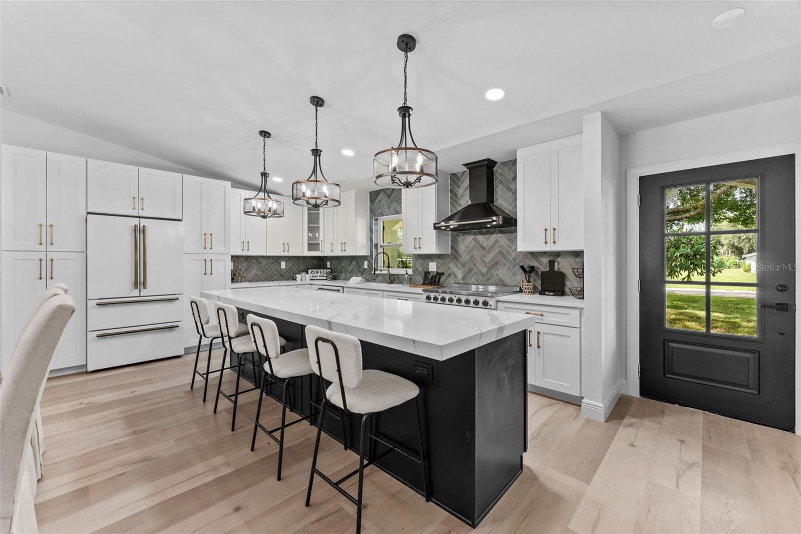 10204 TRANQUIL LANE — photo 7 of 44