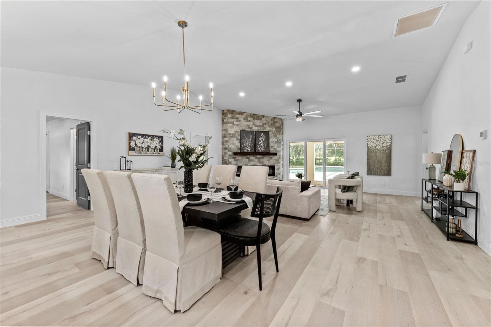 10204 TRANQUIL LANE — photo 9 of 44