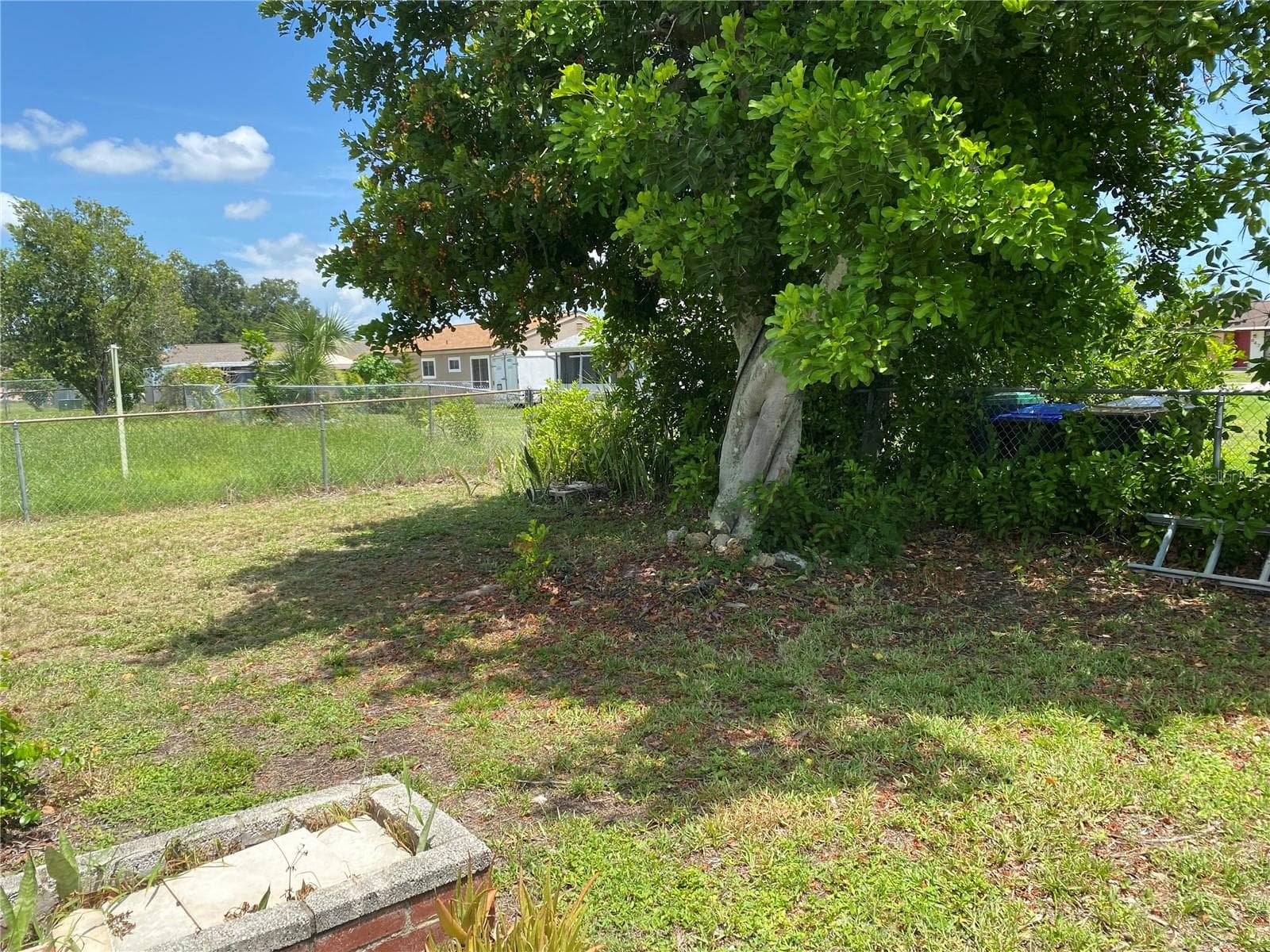 8503 GAILLARD AVENUE — photo 18 of 26