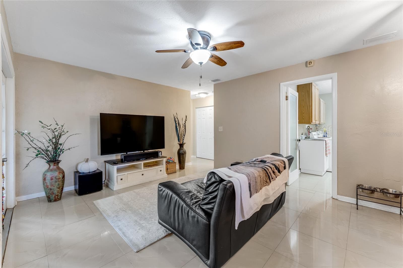 800 RIVER OAK DRIVE — photo 9 of 45