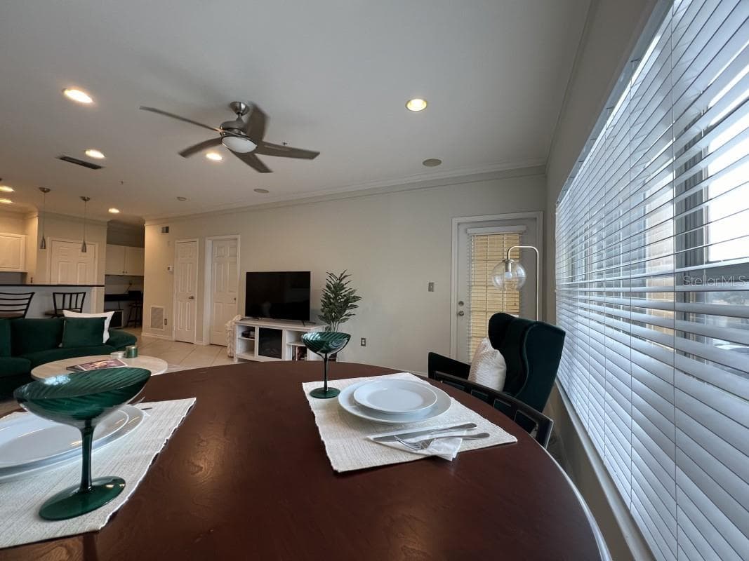 4307 BAYSIDE VILLAGE DRIVE — photo 2 of 7