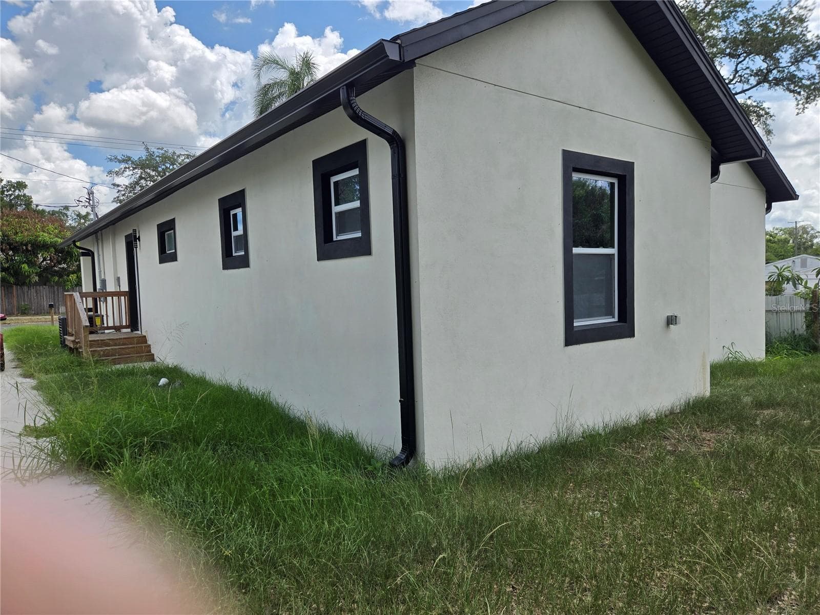 701 LINEBAUGH AVENUE — photo 4 of 24